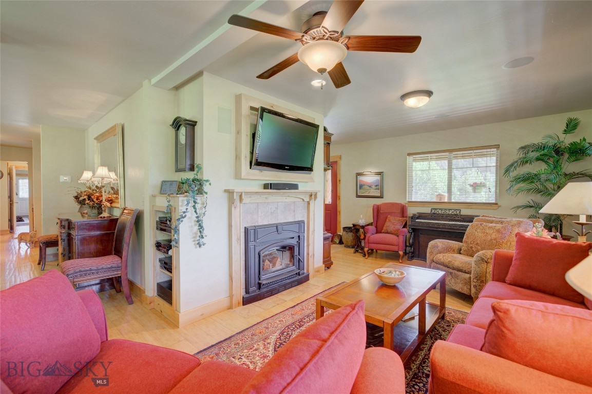 13515 Cottonwood Canyon. Road Property Photo 6