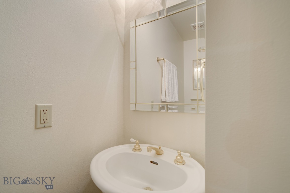 13515 Cottonwood Canyon. Road Property Photo 42