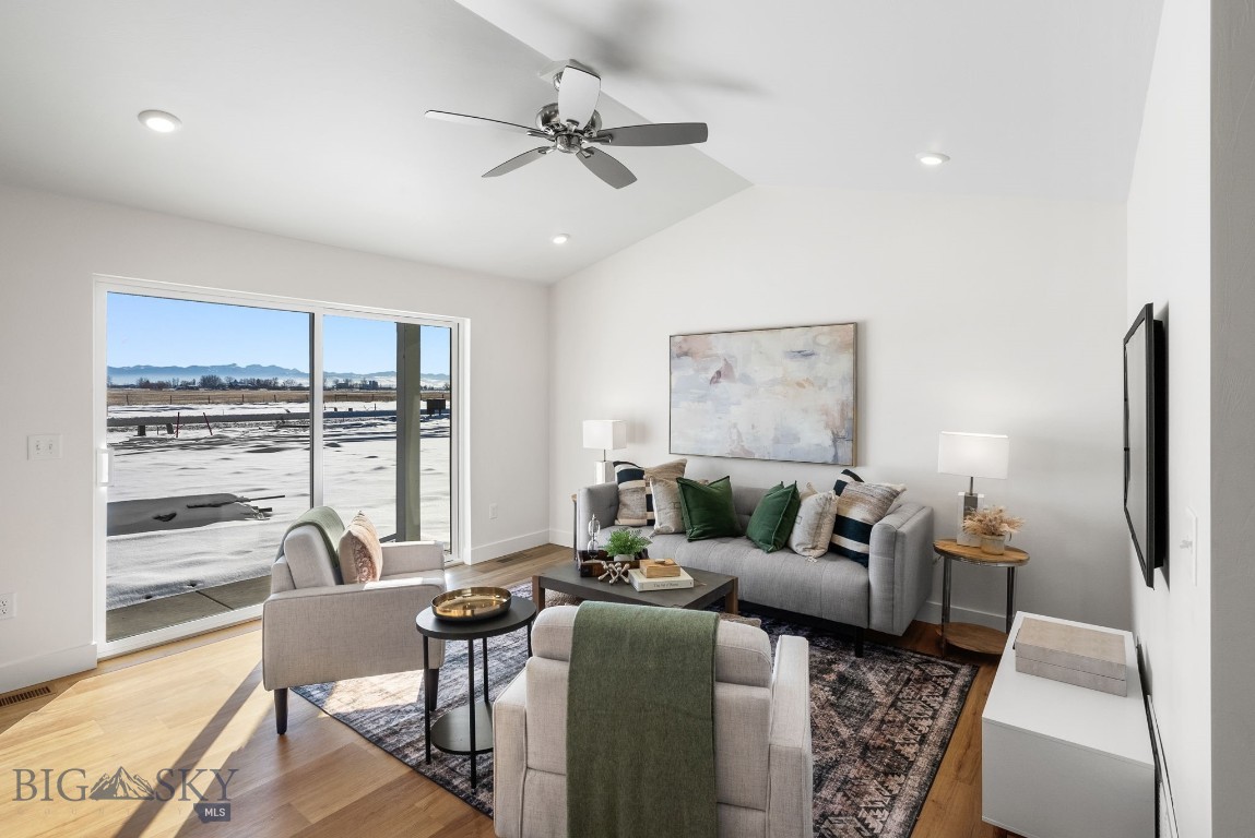 750 Thrice Loop Property Photo 7