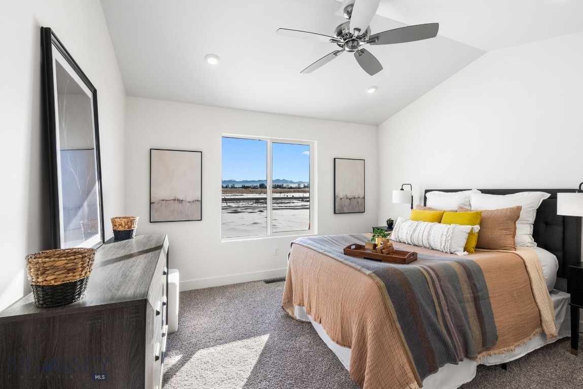 750 Thrice Loop Property Photo 9