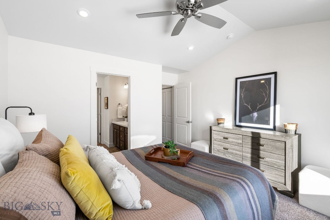 750 Thrice Loop Property Photo 10