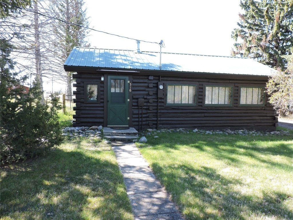 516 Mill Street Property Photo 3