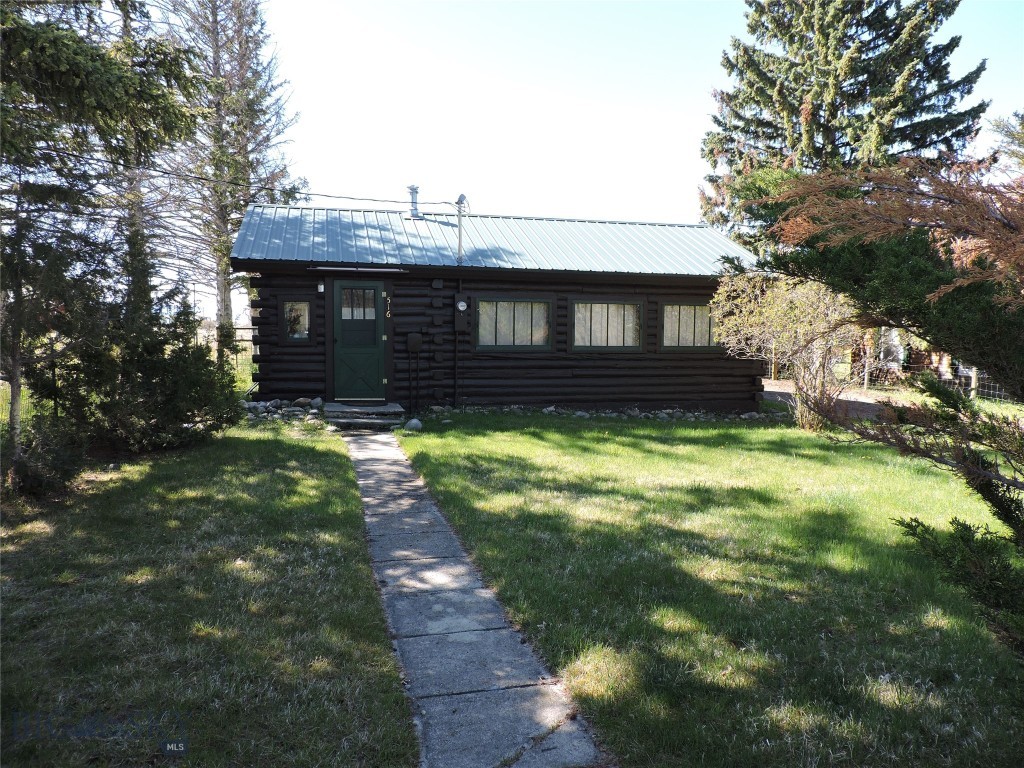 516 Mill Street Property Photo 6