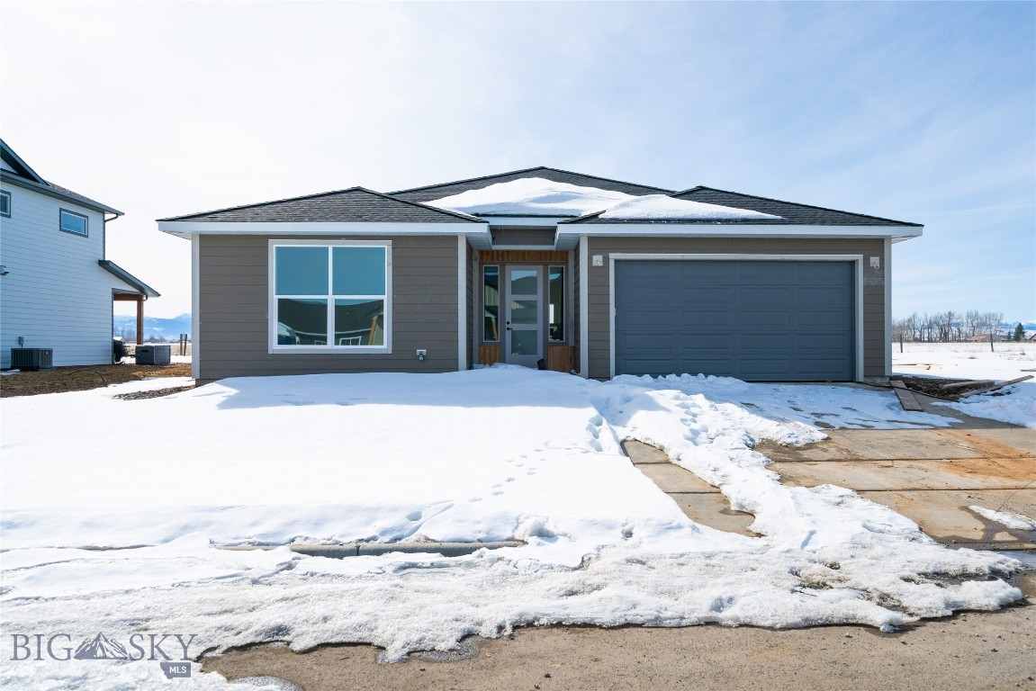 608 Spaniel Lane Property Photo