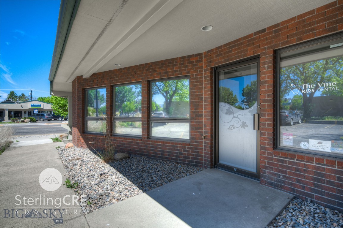 120 N 7th Avenue Property Photo 24