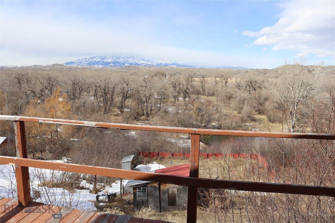 108 E Yellowstone Avenue Property Photo 3