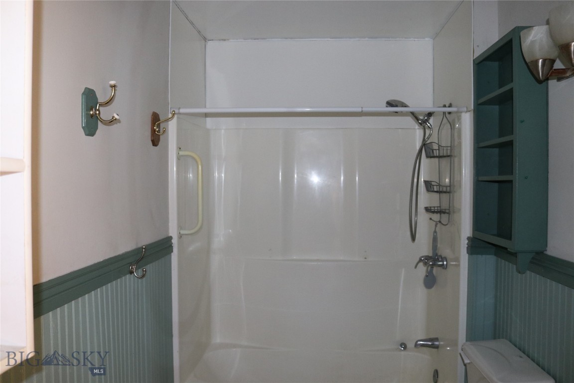 108 E Yellowstone Avenue Property Photo 12