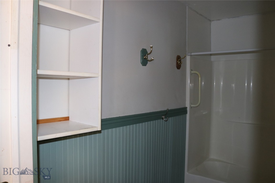 108 E Yellowstone Avenue Property Photo 14