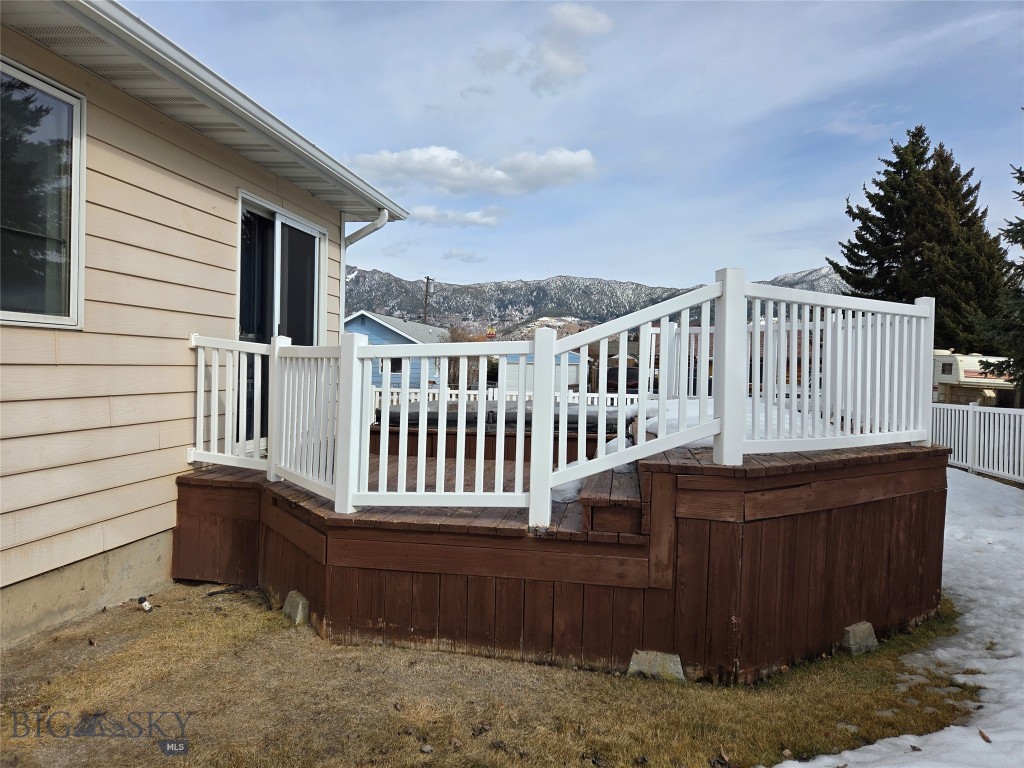 3004 Green Circle Property Photo 2