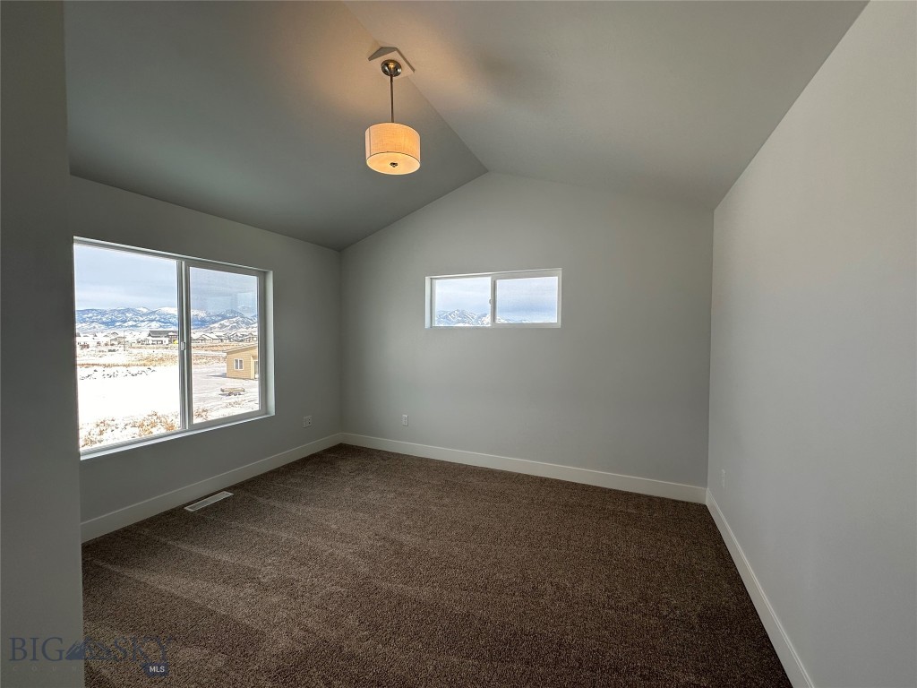9 N Reliance Ave Property Photo 14