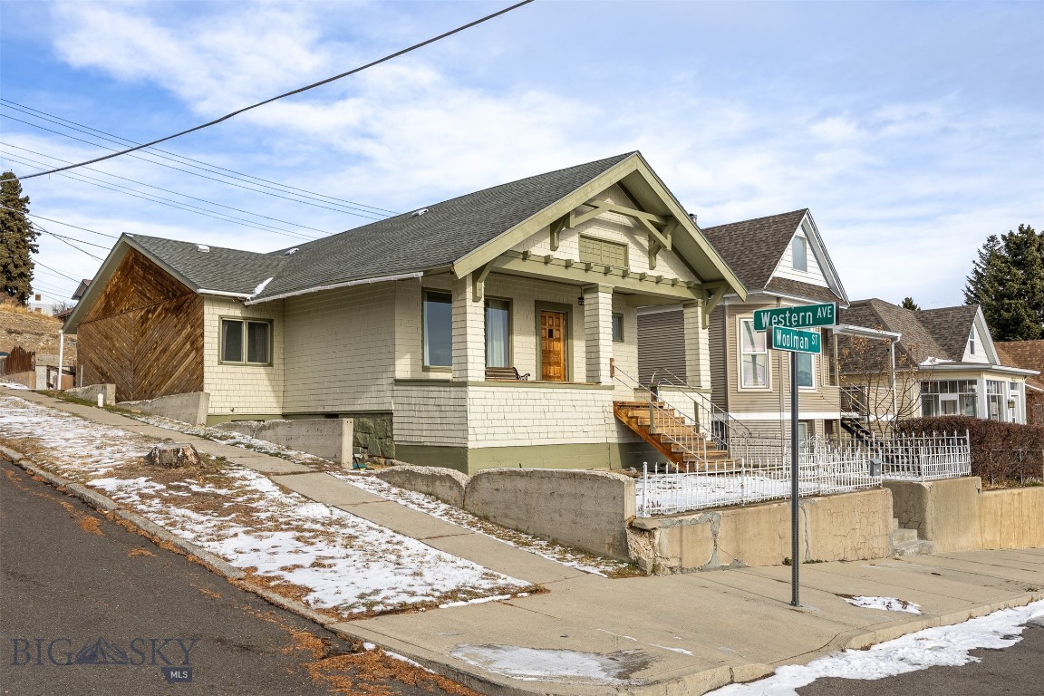 1151 W Woolman Property Photo 2