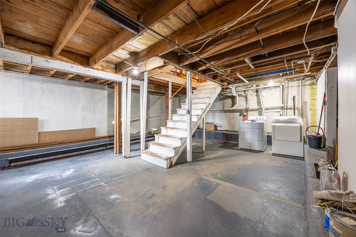 1151 W Woolman Property Photo 18