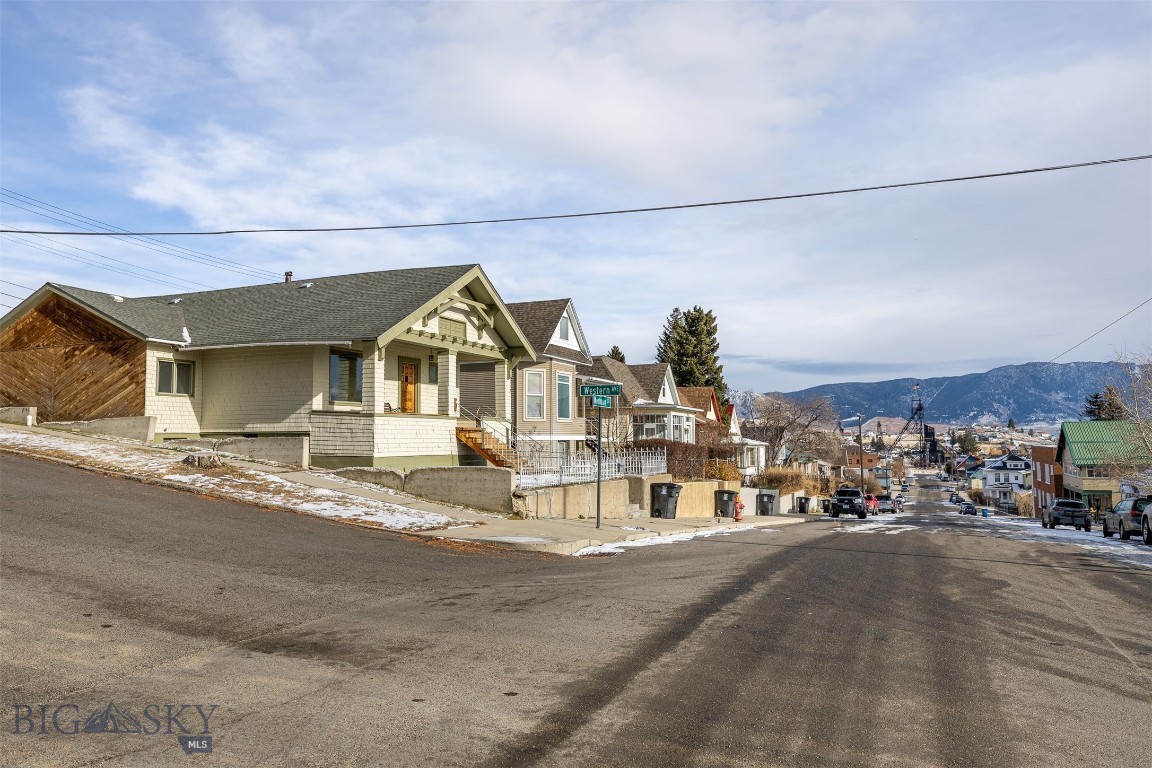 1151 W Woolman Property Photo 26