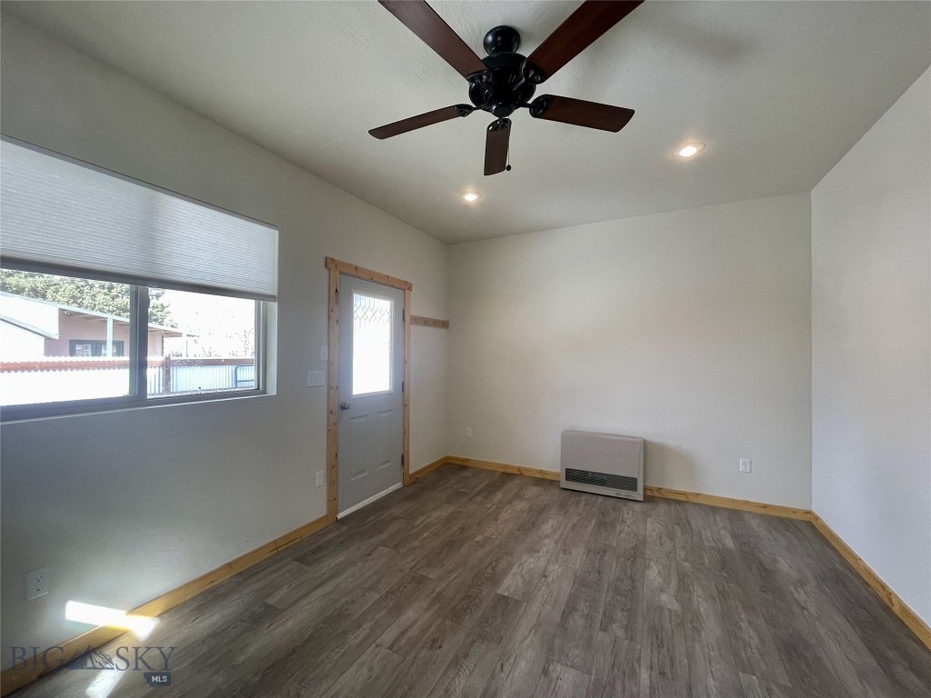 129 E Steffens Street Property Photo 16