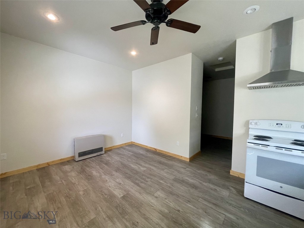 129 E Steffens Street Property Photo 17
