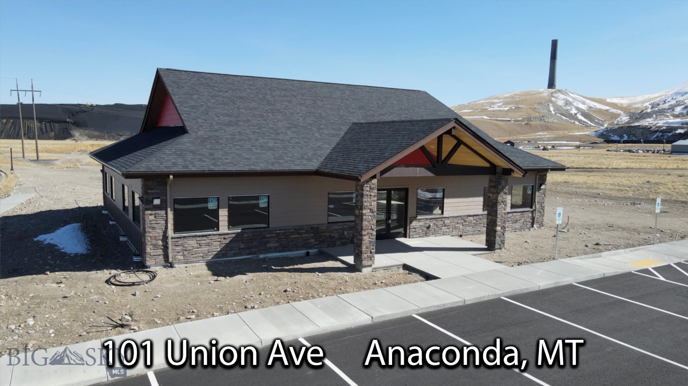 101 Union Avenue Property Photo