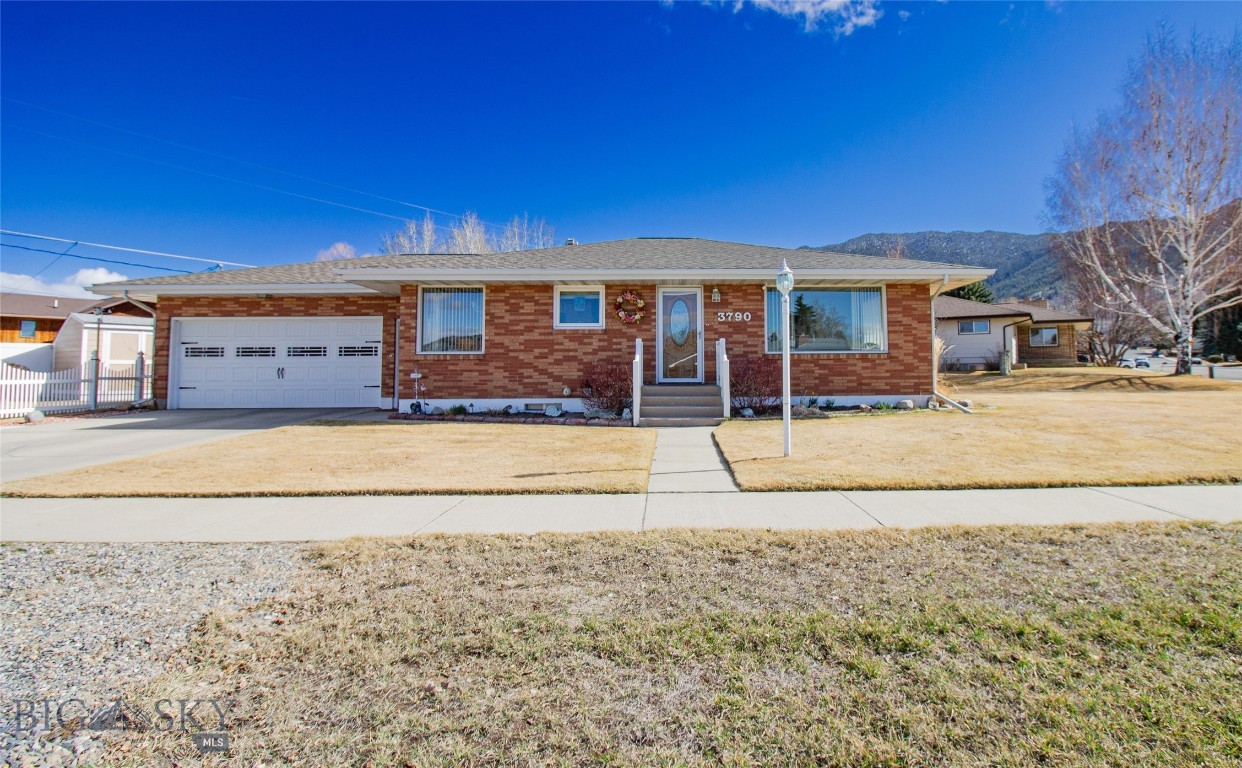 3790 Continental Drive Property Photo