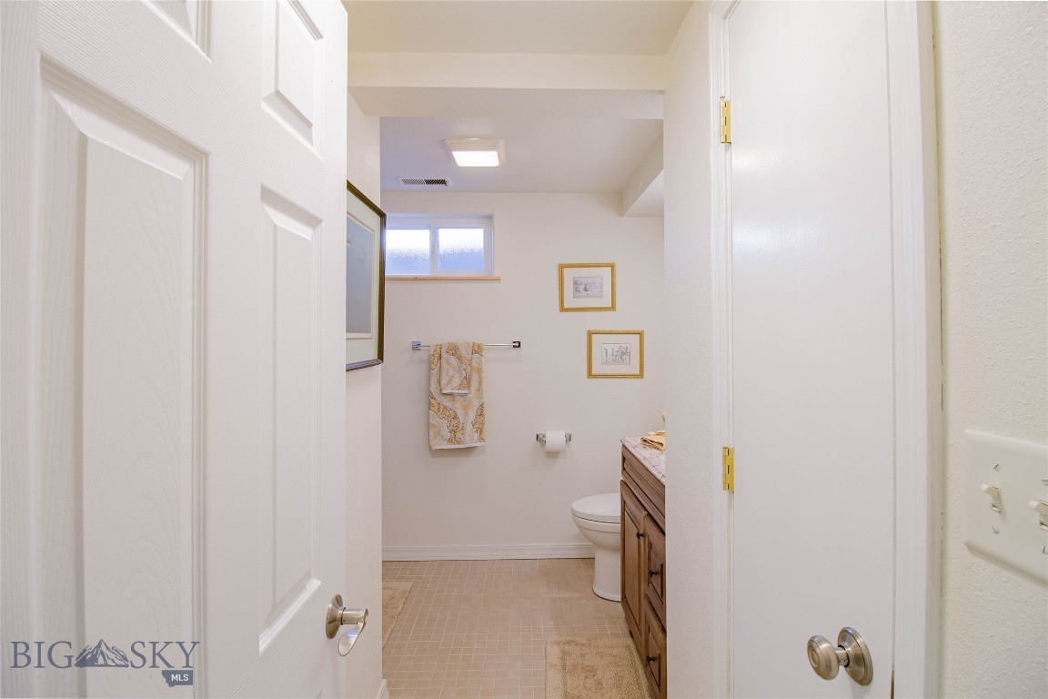 3790 Continental Drive Property Photo 33
