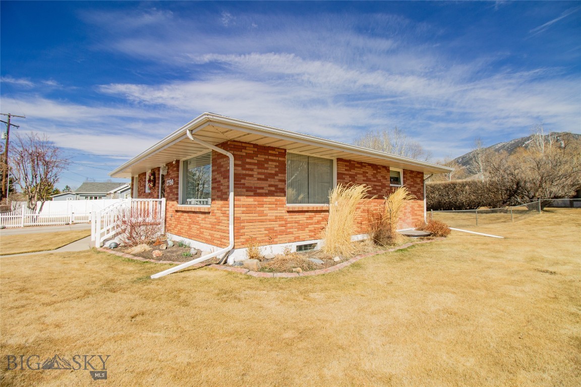 3790 Continental Drive Property Photo 45