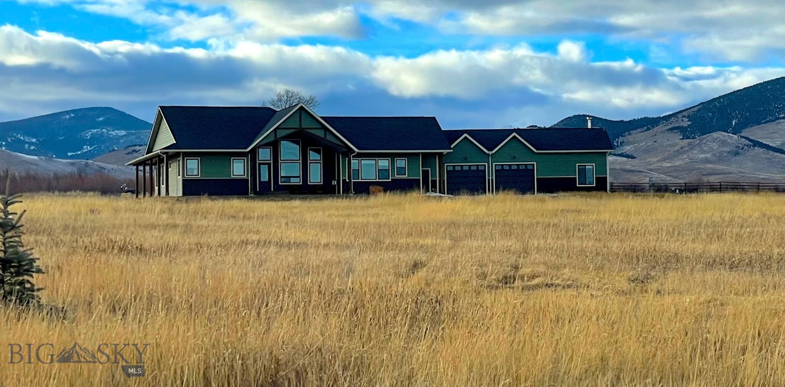 405 Stonefly Road Property Photo