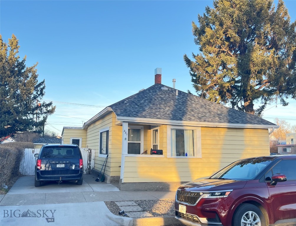231 S G Street Property Photo 1