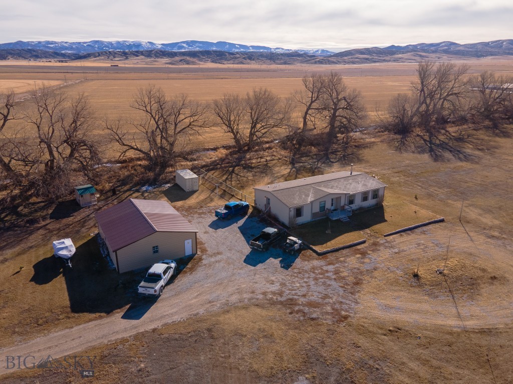 8519 Us Highway 287 Property Photo 2