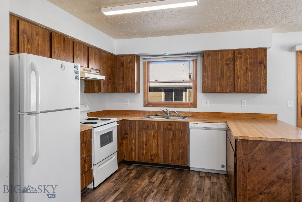 2205 W Beall Street Property Photo 10