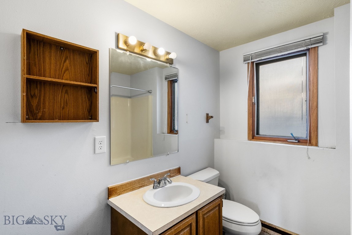 2205 W Beall Street Property Photo 19