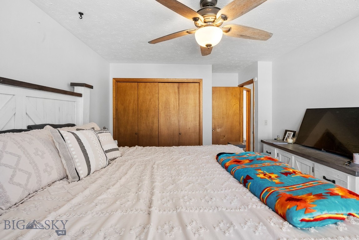 2205 W Beall Street Property Photo 39