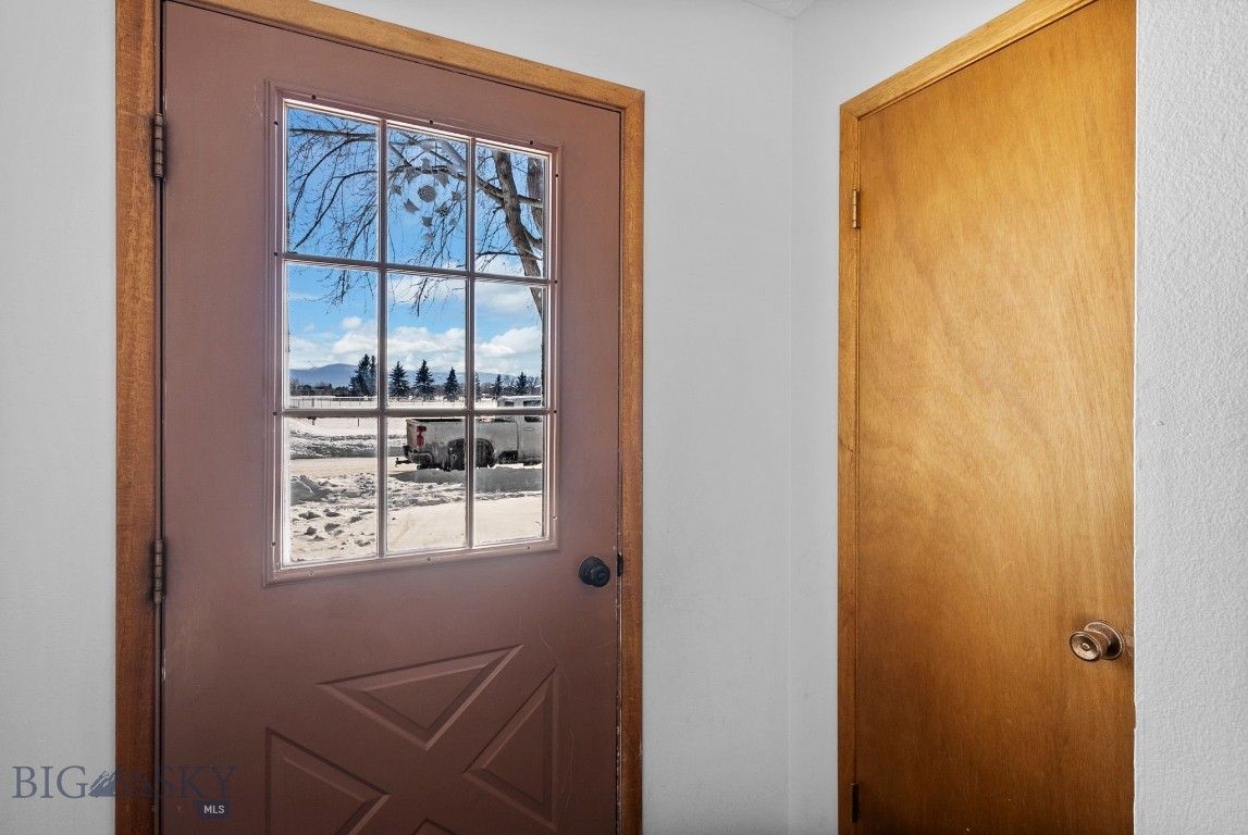 2205 W Beall Street Property Photo 42