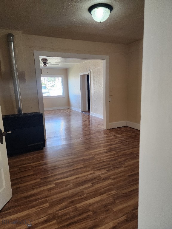 406 1st W Property Photo 16