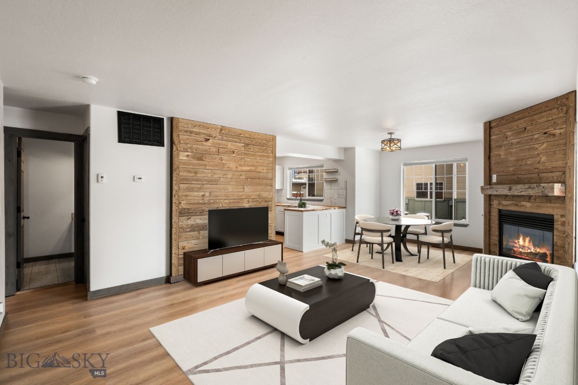 825 Forestglen Drive A Property Photo