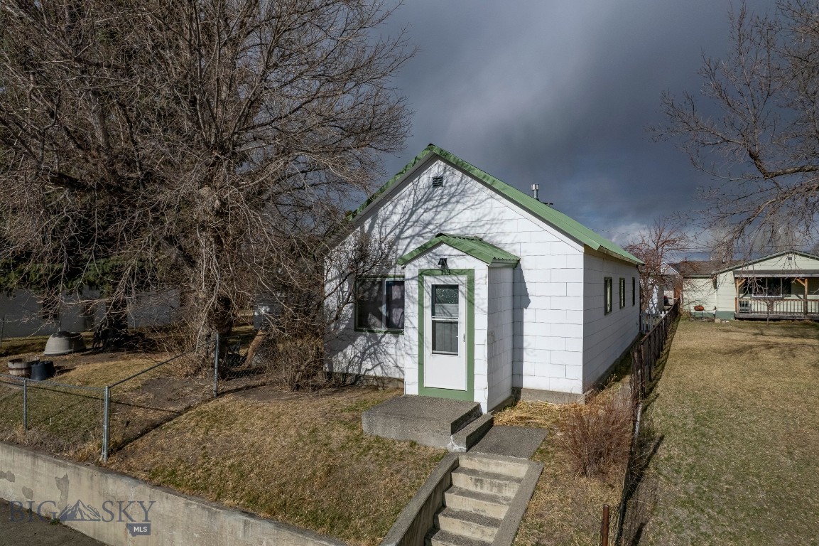 113 S I Street Property Photo 2
