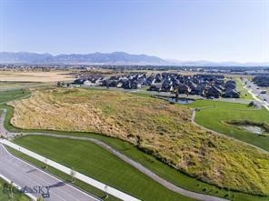 5560 Sandpiper Property Photo 9