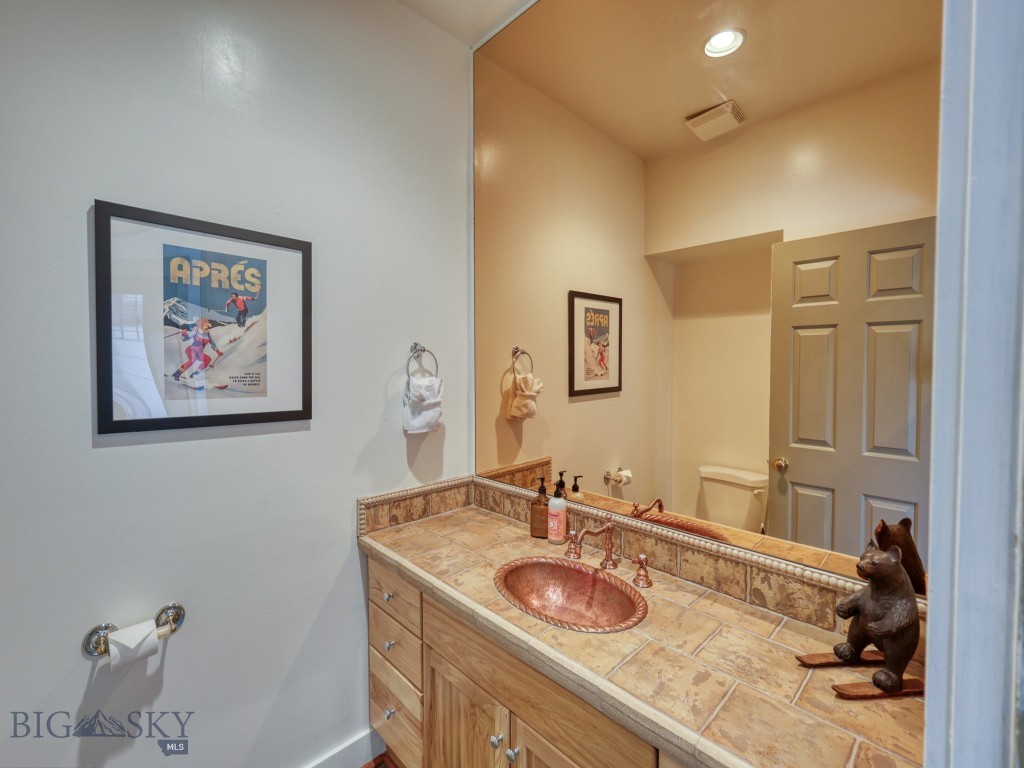 17 Saddle Ridge Road Unit B-3 Property Photo 18