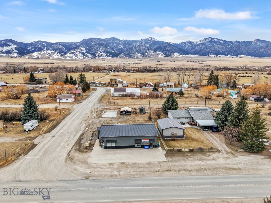 2325 Mt Hwy 287 Property Photo