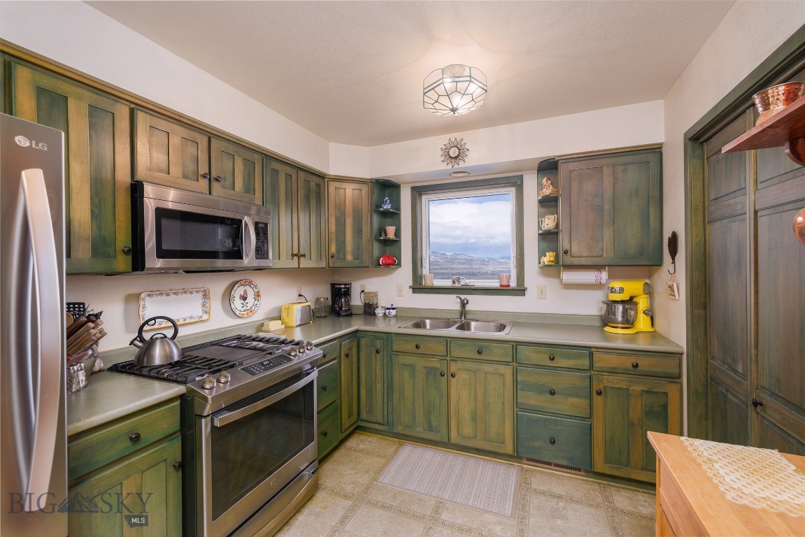 37 Bridger Meadow Lane Property Photo 4