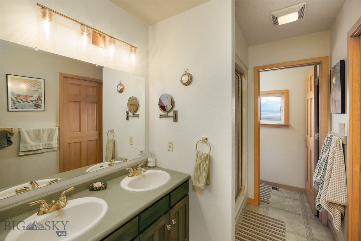 37 Bridger Meadow Lane Property Photo 11