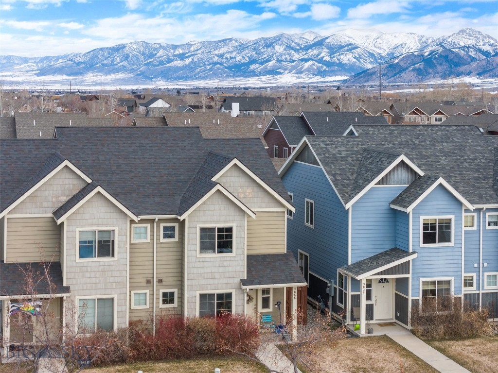 Oak Springs Real Estate Listings Main Image