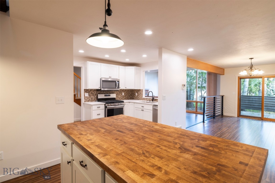 1659 S Black Avenue Property Photo 14