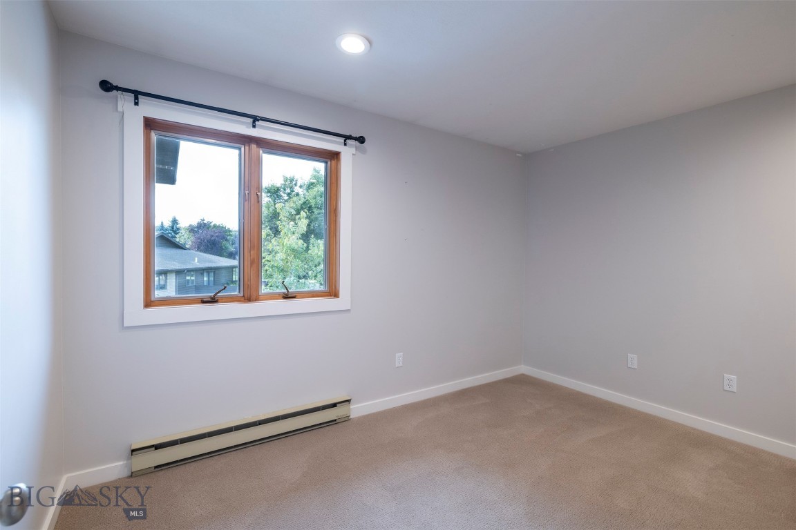 1659 S Black Avenue Property Photo 34