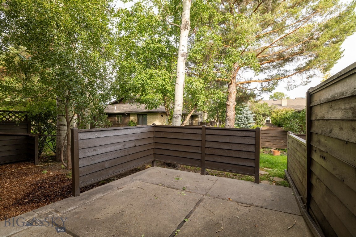 1659 S Black Avenue Property Photo 41