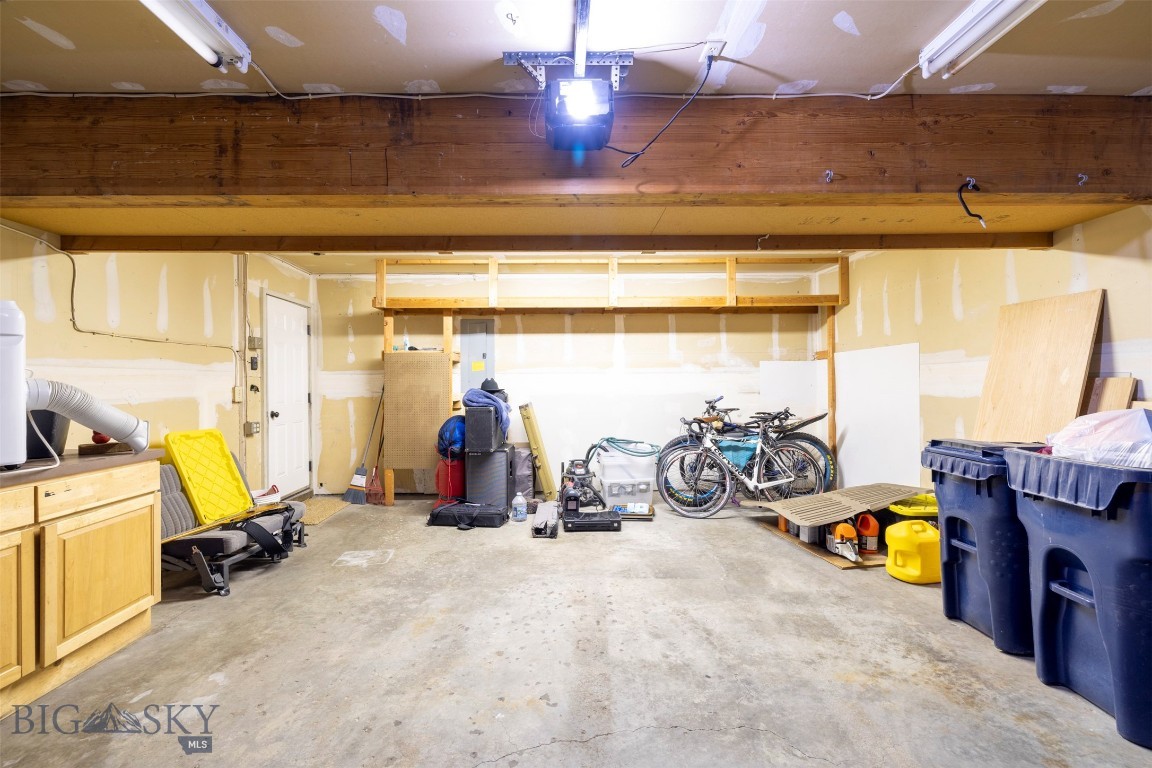 1659 S Black Avenue Property Photo 48