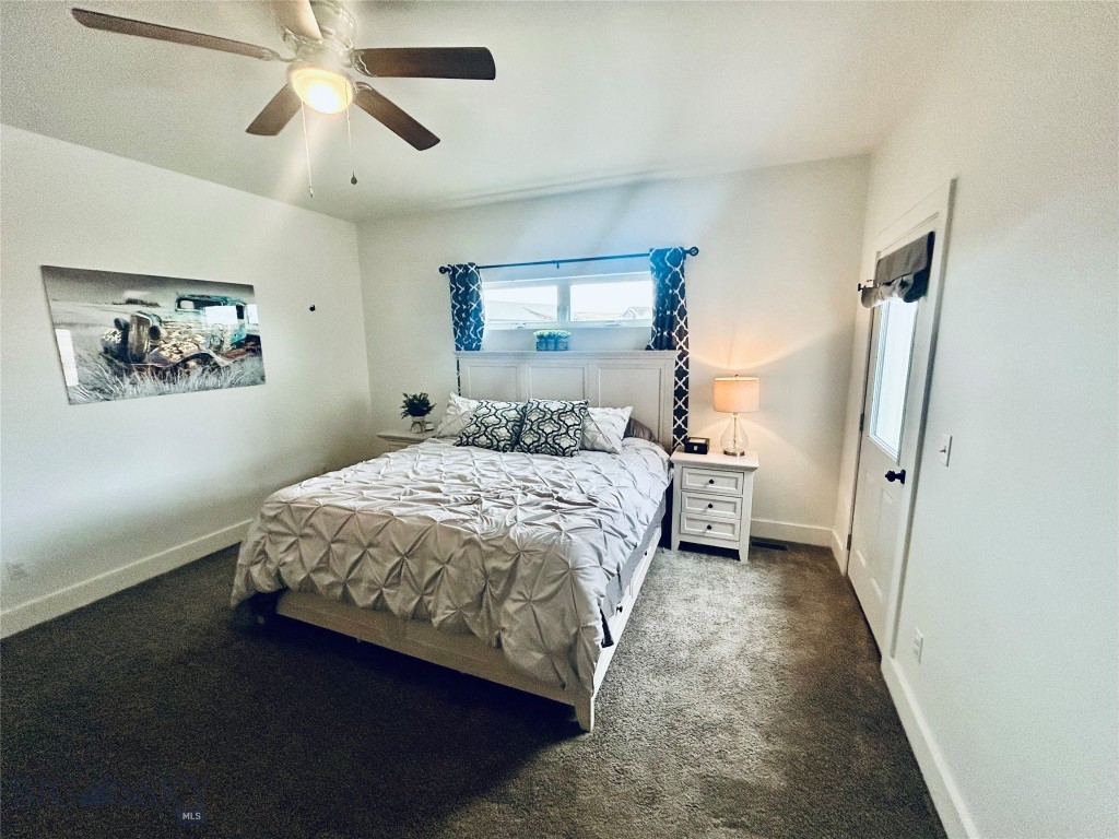 42 Wild Rye Place Property Photo 8