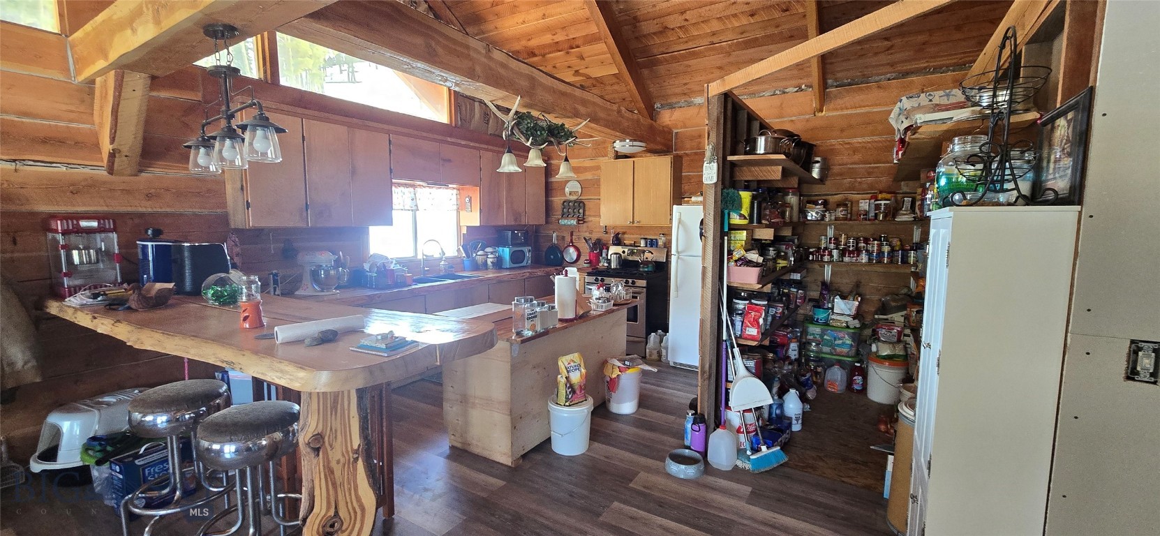 225 High Spring Property Photo 10