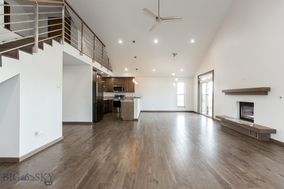 19 Sharptail Place Property Photo 8