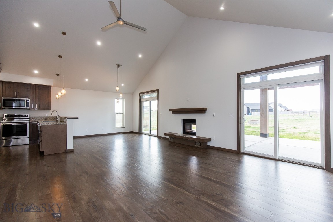 19 Sharptail Place Property Photo 11