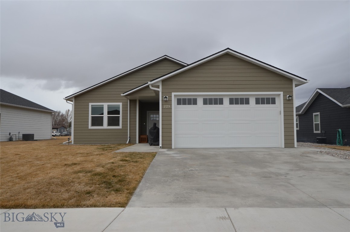 225 Johnson Avenue Property Photo
