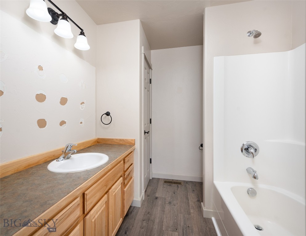3334 W Babcock D Property Photo 13