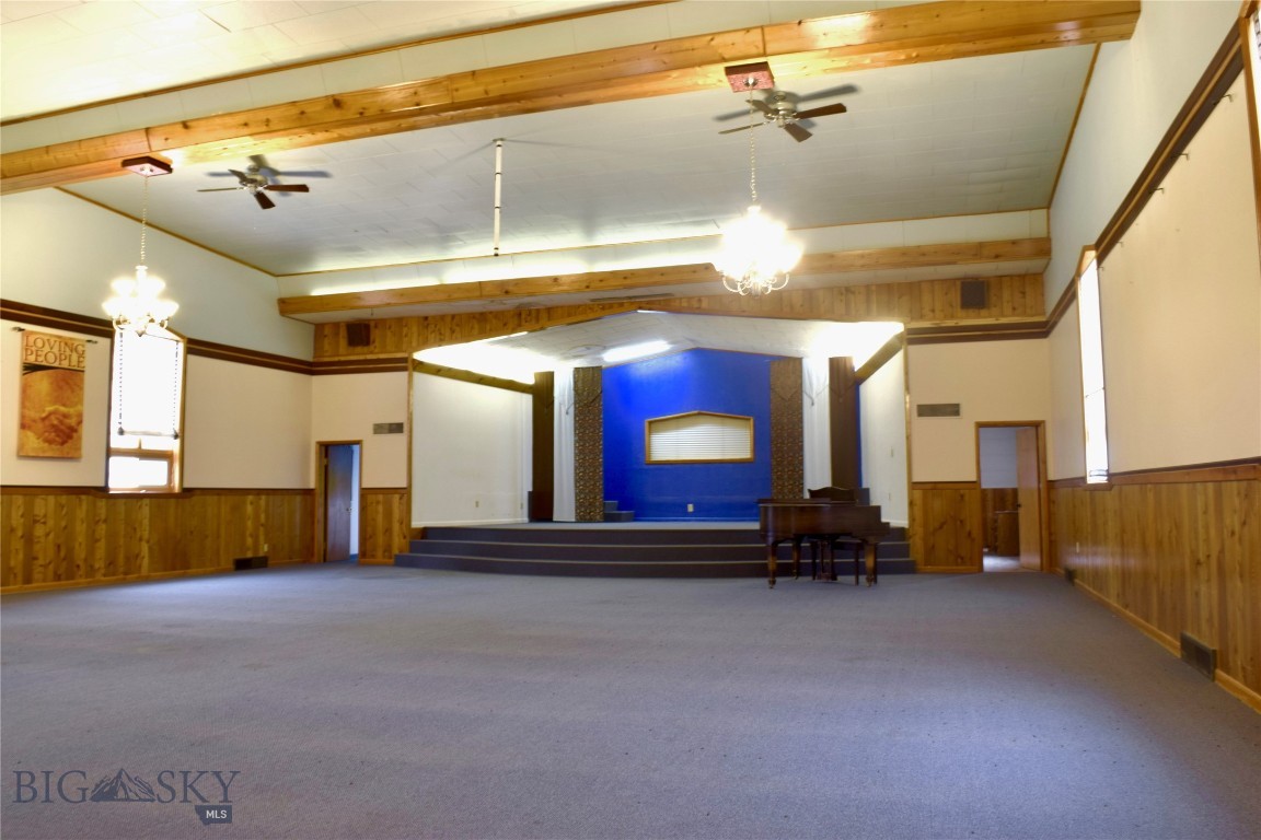 1 S Maryland Property Photo 8